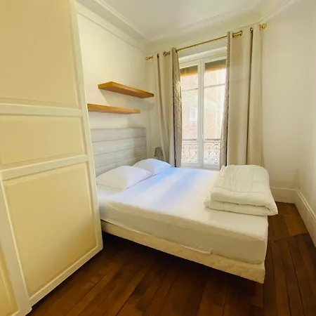 Motte Picquet Theatre Paris Apartment Exterior photo